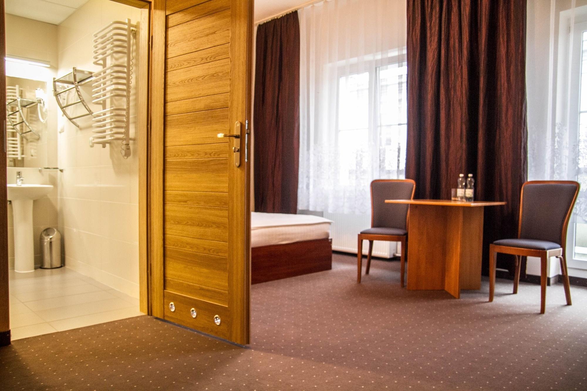Hotel Mazowiecki Wow وارسو المظهر الخارجي الصورة